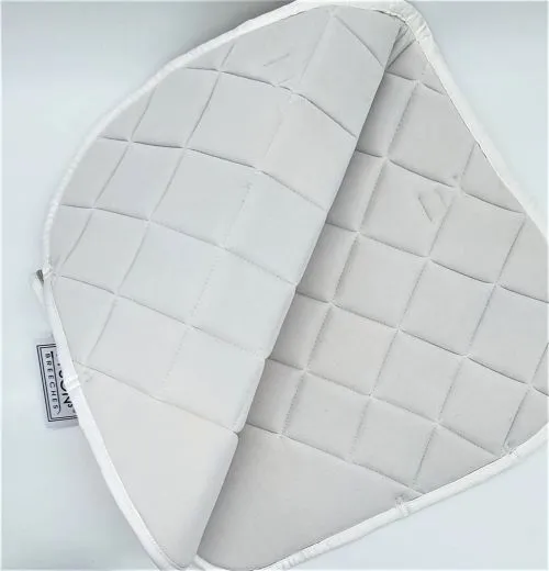 Dressur Springen Turnier Schabracke Wei� Glanz Stoff Mitteldick Waben Turnierschabracke