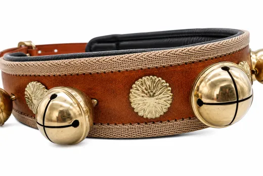 Schellengel�ut Schellenkranz Glockengel�ut Glocken Kutsche Schlitten Glocken Glockenriemen Conchos 100-110 cm Braun Rot Wei�