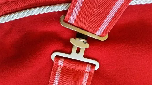 Set Sabrina Antiplling Abschwitzdecke + Glitzer Halfter mit Decke Fleece Rot 65 70 75 80 85 90 95 100 cm