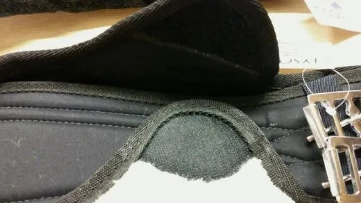 REST RAUS Sattelgurt anatomisch Fell abnehmbar 80 90 cm Schwarz Beige Mink Kunstfell Kurz Gurt Kurzgurt