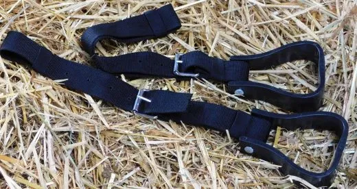 Western Steigb�gel Jugend + Riemen 11cm Kinder Westernsteigb�gel Nylon Steigb�gelriemen SET Schwarz