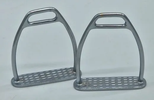 Kinder Steigb�gel 8 cm Tritt Metall Steigb�gel f�r Kinder Kindersteigb�gel Silberfarben