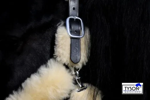 Lederhalfter Lammfell Duana komplett abnehmbar. WB 1 X da